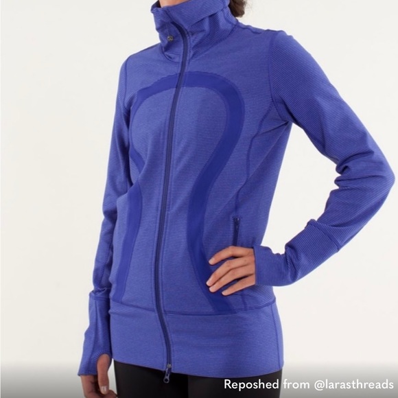 Lululemon Blue Striped In Stride Jacket, GUC, fits true to size. - Picture 7 of 8